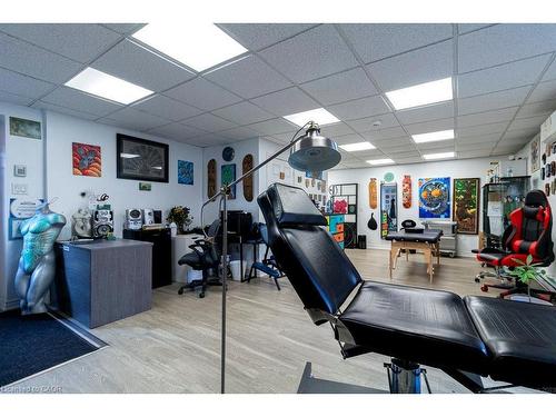 868 King Street W, Hamilton, ON 