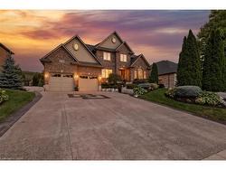 237 River Birch Street  Kitchener, ON N2C 2V3