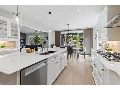 237 River Birch Street, Kitchener, ON - Indoor Photo Showing Kitchen With Double Sink With Upgraded Kitchen