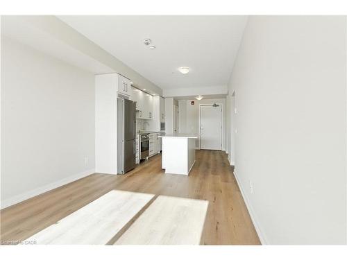 310-10 Esplanade Lane, Grimsby, ON - Indoor Photo Showing Kitchen