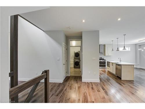 2527 Holbrook Drive, London, ON - Indoor Photo Showing Other Room