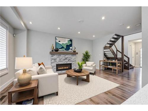 2527 Holbrook Drive, London, ON - Indoor Photo Showing Living Room With Fireplace