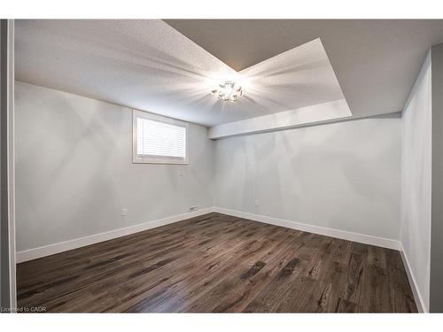 2527 Holbrook Drive, London, ON - Indoor Photo Showing Other Room