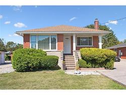 136 Fairway Road N Kitchener, ON N2A 2N6