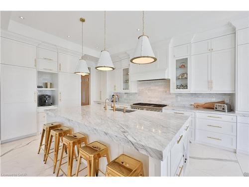 3100 Daniel Way, Oakville, ON - Indoor Photo Showing Kitchen With Upgraded Kitchen