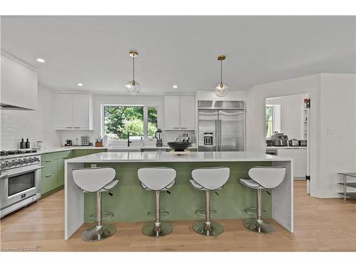 514 Oxbow Road, Waterloo, ON - Indoor Photo Showing Kitchen With Upgraded Kitchen
