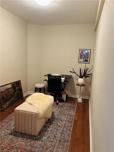 23-285 King Street W, Hamilton, ON - Indoor