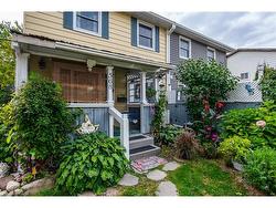 568 Strasburg Road  Kitchener, ON N2E 1T8