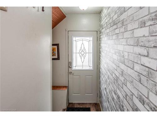 568 Strasburg Road, Kitchener, ON - Indoor Photo Showing Other Room