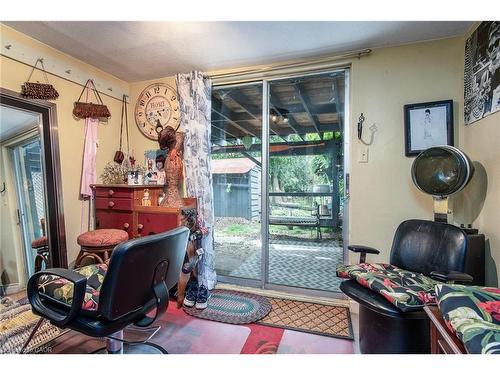 568 Strasburg Road, Kitchener, ON - Indoor Photo Showing Office