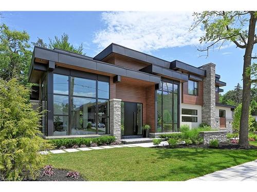 421 Chartwell Road, Oakville, ON - Outdoor