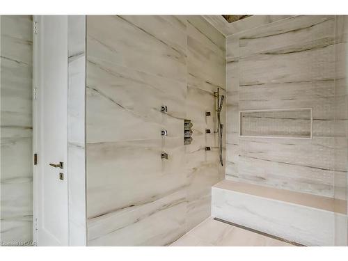 421 Chartwell Road, Oakville, ON - Indoor