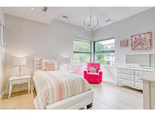 421 Chartwell Road, Oakville, ON - Indoor Photo Showing Bedroom