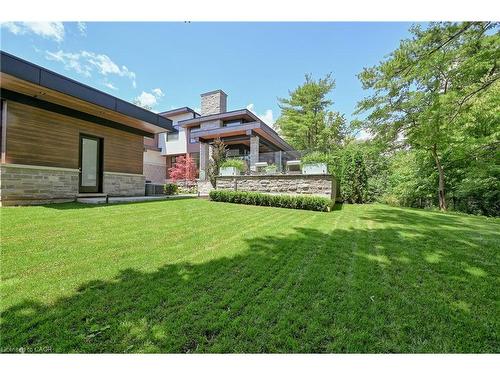 421 Chartwell Road, Oakville, ON - Outdoor