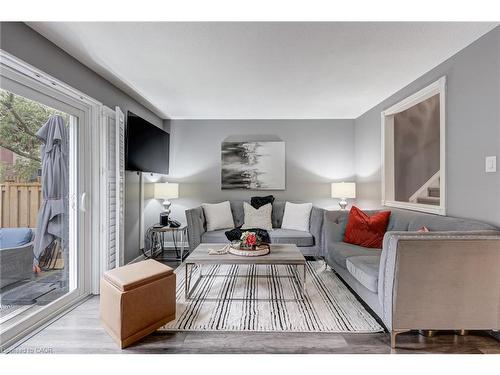 48-2825 Gananoque Drive, Mississauga, ON - Indoor Photo Showing Other Room