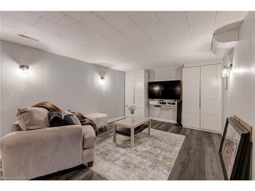 48-2825 Gananoque Drive, Mississauga, ON - Indoor Photo Showing Other Room