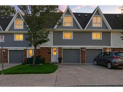 7 Trudy Court  Dundas, ON L9H 5P6