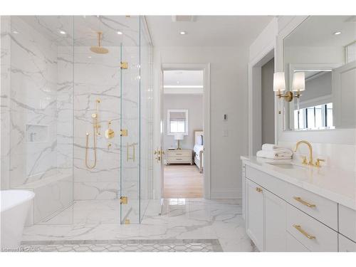 46 Second Street, Oakville, ON - Indoor Photo Showing Bathroom