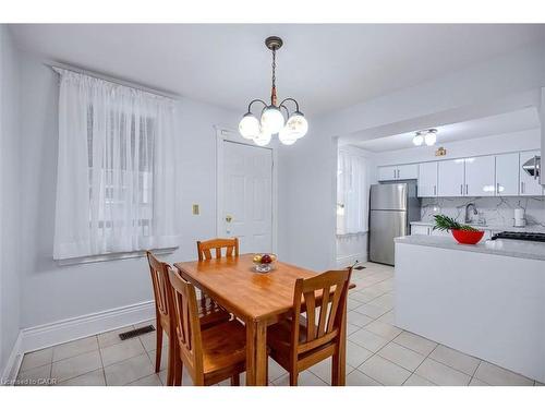 30 Webber Avenue, Hamilton, ON - Indoor Photo Showing Dining Room