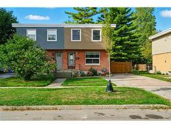 11 Eastvale Place  Hamilton, ON L8H 1N9