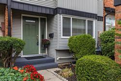 3-1556 Kerns Road  Burlington, ON L7P 3A7