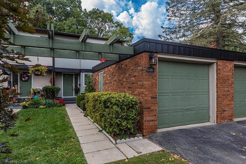 3-1556 Kerns Road, Burlington, ON - Outdoor