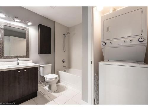 304-85 Robinson Street, Hamilton, ON - Indoor Photo Showing Other Room