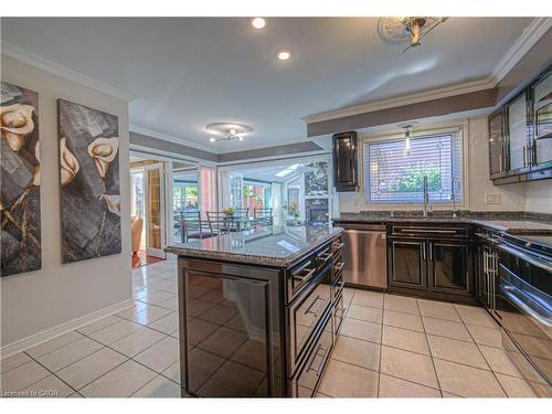 6 Osprey Court, Cambridge, ON - Indoor Photo Showing Kitchen