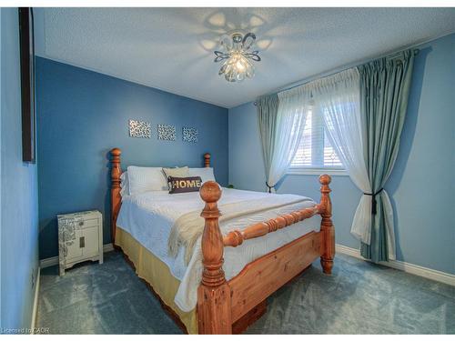 6 Osprey Court, Cambridge, ON - Indoor Photo Showing Bedroom