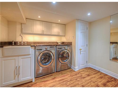 6 Osprey Court, Cambridge, ON - Indoor Photo Showing Laundry Room