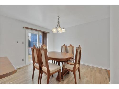 34 Phair Crescent, London, ON - Indoor Photo Showing Dining Room