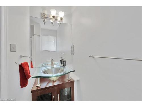 34 Phair Crescent, London, ON - Indoor