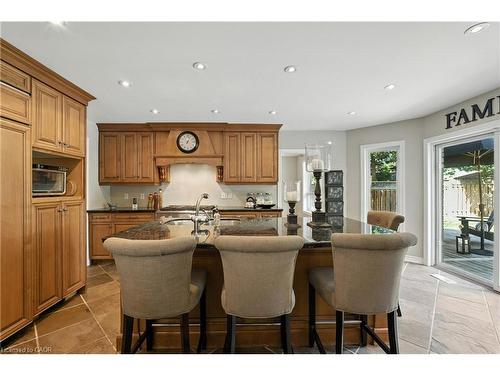 2139 Bushtrail Court, Burlington, ON - Indoor