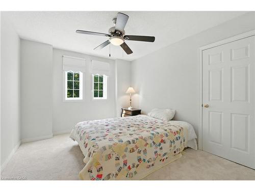2139 Bushtrail Court, Burlington, ON - Indoor Photo Showing Bedroom
