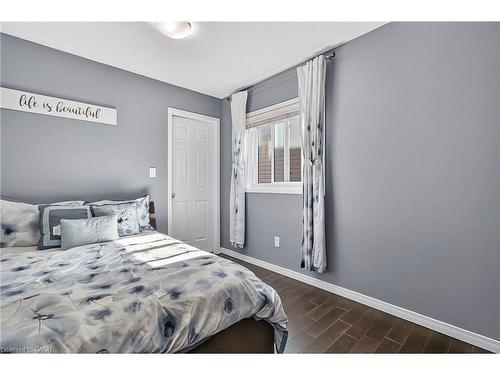 59 Netherwood Road, Kitchener, ON - Indoor Photo Showing Bedroom