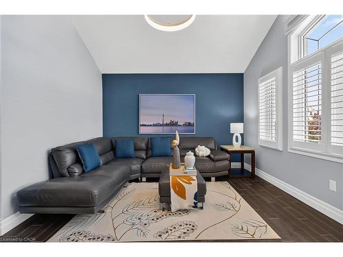 59 Netherwood Road, Kitchener, ON - Indoor Photo Showing Living Room
