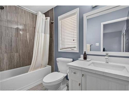 59 Netherwood Road, Kitchener, ON - Indoor Photo Showing Bathroom