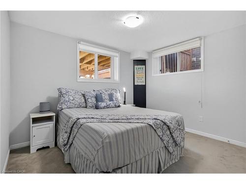 59 Netherwood Road, Kitchener, ON - Indoor Photo Showing Bedroom