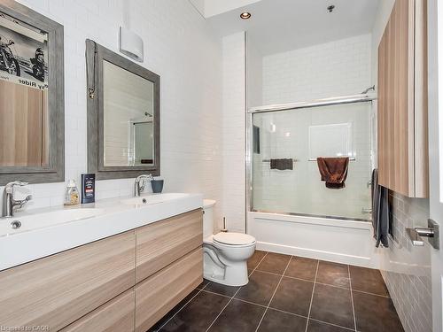 30 Main Street, Cambridge, ON 