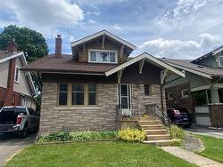 167 Balmoral Avenue S Hamilton, ON L8M 3K2