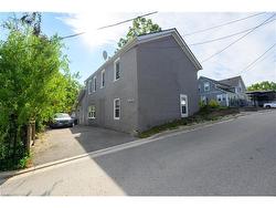 4249 Academy Street  Beamsville, ON L3J 0R5