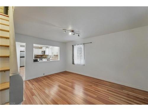 95 Adeline Street, Ottawa, ON - Indoor Photo Showing Other Room