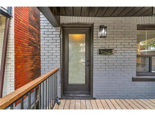 10 Gordon Street, Hamilton, ON - Outdoor With Exterior