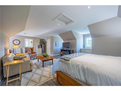 649 East Quarter Line, Port Dover, ON - Indoor Photo Showing Bedroom