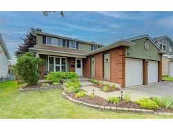 43 Winding Way  Kitchener, ON N2N 1M4