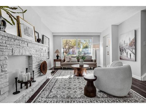 262 Westcourt Place, Waterloo, ON - Indoor Photo Showing Living Room With Fireplace