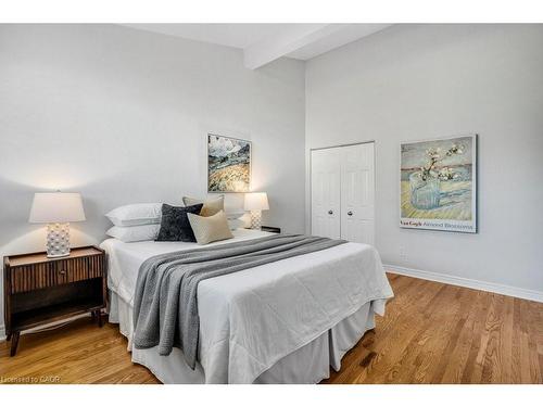 262 Westcourt Place, Waterloo, ON - Indoor Photo Showing Bedroom