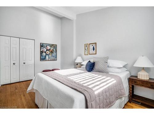 262 Westcourt Place, Waterloo, ON - Indoor Photo Showing Bedroom