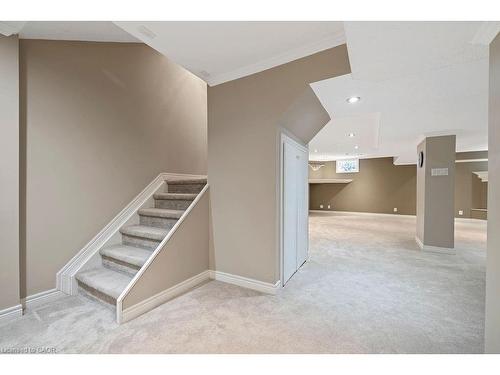 16 Linington Trail, Dundas, ON - Indoor Photo Showing Other Room