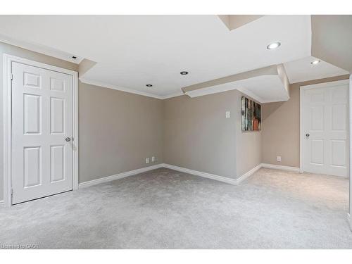 16 Linington Trail, Dundas, ON - Indoor Photo Showing Other Room
